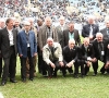 2010 Former Players gather on the centre circle